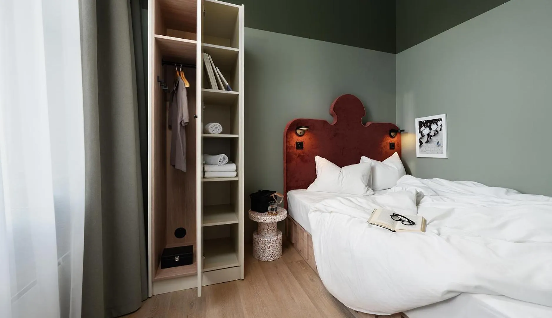 Vander Altona Bergen Apart Otel